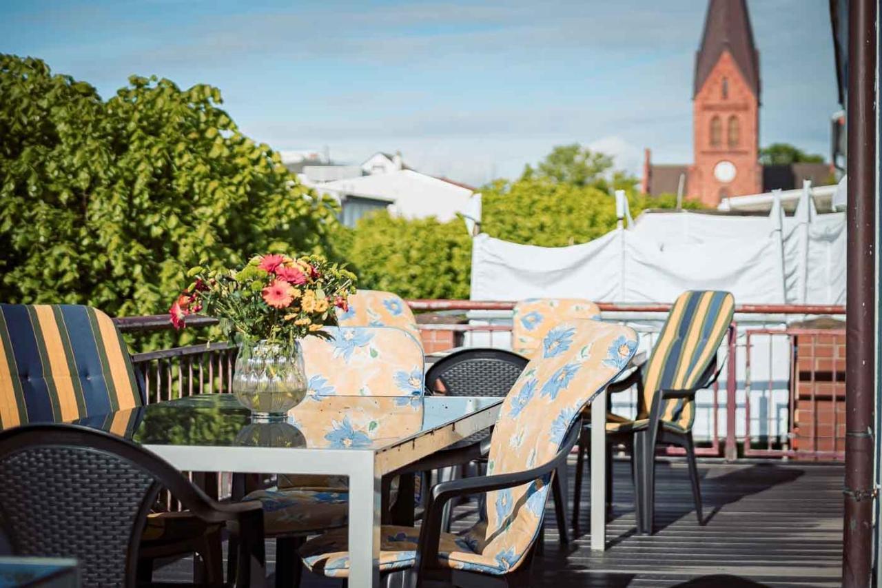 Apartmenthaus Chrischanshof Rostock Ngoại thất bức ảnh